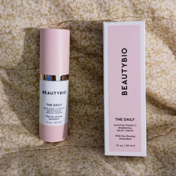 Vitamin C Brightening Serum - BIO BEAUTY - The Daily Vitamin C Brighteni…
